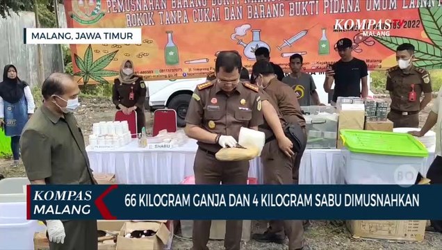 Kejari Kota Malang Musnahkan Barang Bukti Kasus Narkoba