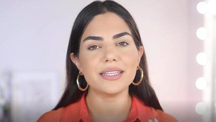 طريقة تطبيق زيت الخروع على الرموش