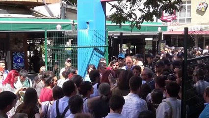 Polisten öğretmenlere biber gazlı müdahale