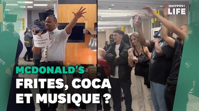 Ce manager de McDonald’s chante pour les clients qui attendent leur commande