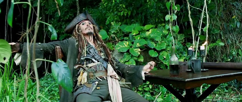 Pirates des Caraïbes : La Fontaine de jouvence Bande-annonce (IT)