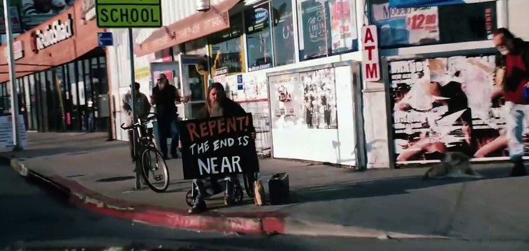 2012 Bande-annonce (RU)