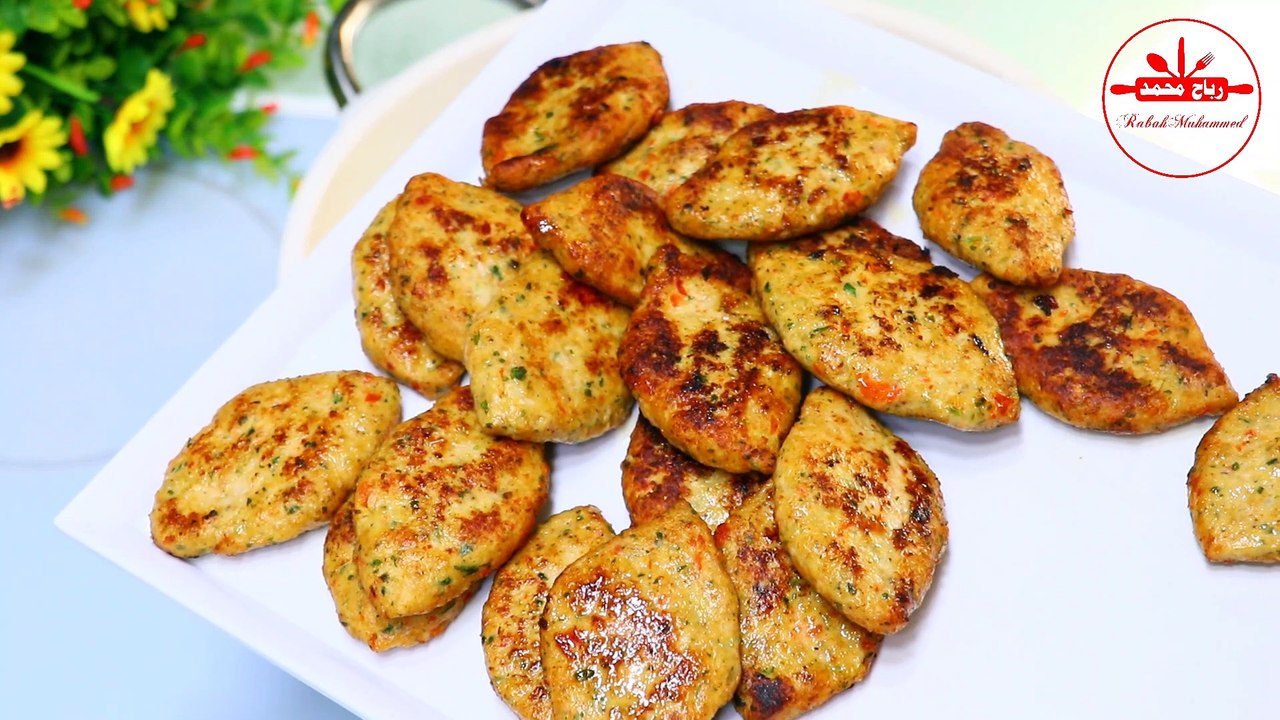 طبخ الرز وصدور الدجاج بهذه الطريقة سيجعلها شهية جداً وجبة غداء بالرز والدجاج بطريقة جديدة ومميزة كفتة الدجاج مع رباح محمد