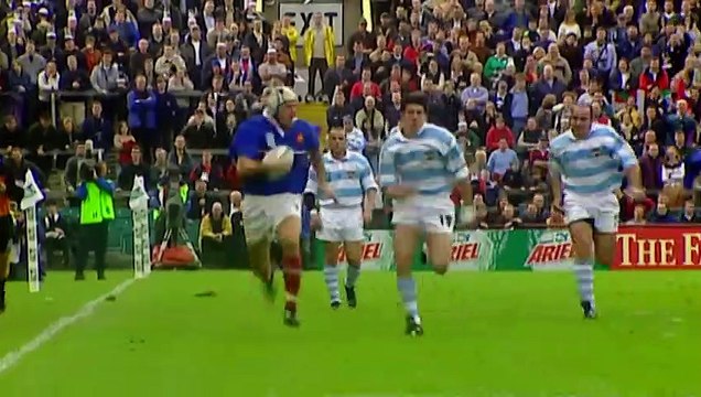 Impossibly Fast Rugby Players Scoring Tries!