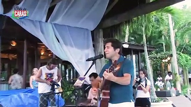 Daniel faz show na Ilha de Caras
