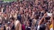 Video....अध्यापक के स्थानांतरण के विरोध में स्कूली छात्राओं व ग्रामीणों ने स्कूल पर जड़ा ताला