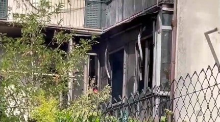 Sesto Fiorentino, incendio in una corte: stabile evacuato