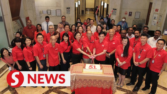 SMG celebrates 51 years by honouring long-serving staff