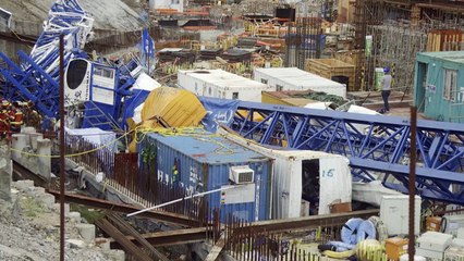 Queda de guindaste deixa mortos em Hong Kong