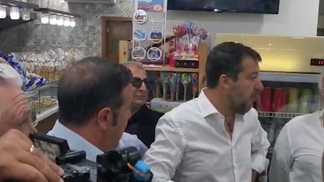 Elezioni, Salvini: 30 miliardi a debito adesso per salvare il lavoro