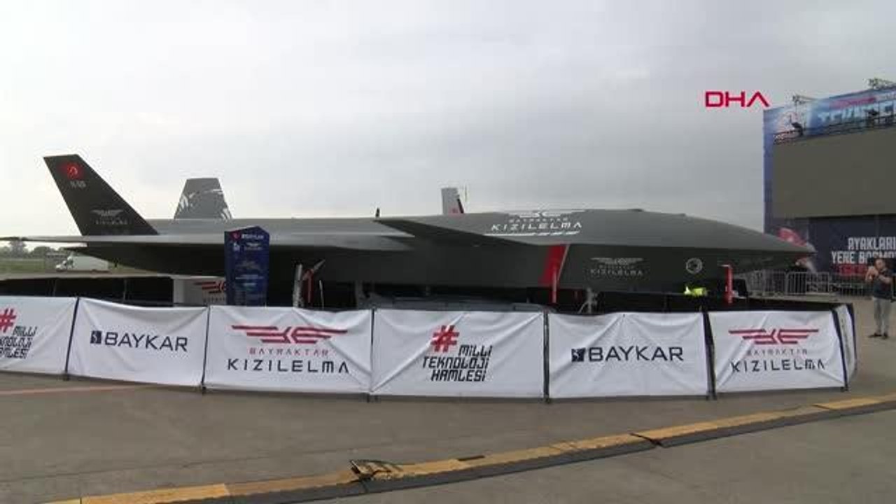 BAYRAKTAR�IN PİLOT EĞİTMENİ KIZILELMA�YI ANLATTI; İLK UÇUŞ 2023�TE
