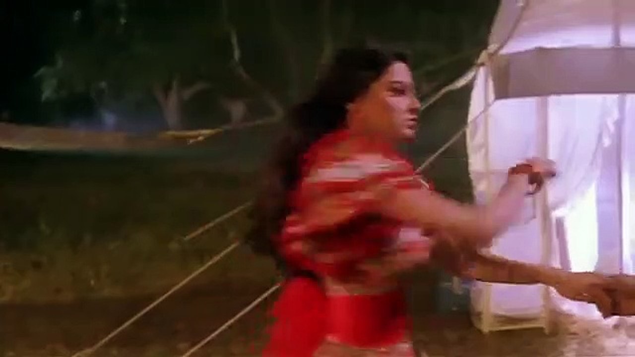 Tumko_Dekha_Aur_-_Sunil_Shetty_-_Mamta_Kulkarni_-_Waqt_Hamara_Hai_-_Bollywood_Songs_-_Kumar_Sanu(360p)