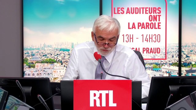 Miss France : Je ne pars pas à cause de Alexia Laroche-Joubert , confie Sylvie Tellier sur RTL