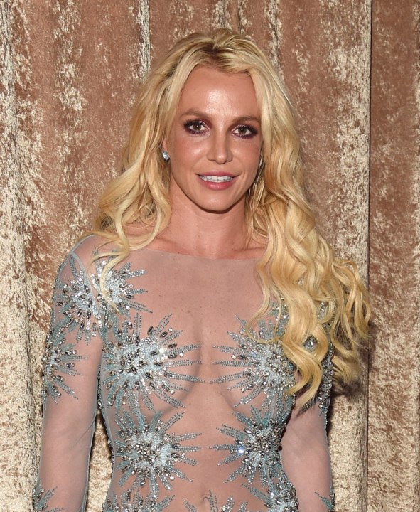 Britney Spears Celebrated Her Latest No. 1 Hit From the Bathtub