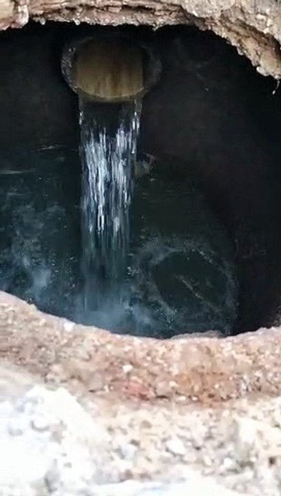 सीवर लाइन में पीने का पानी, जिम्मेदार नहीं दे पाए जवाब