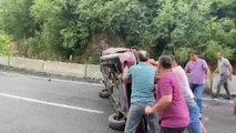 Zonguldak haber | ZONGULDAK - Devrilen otomobildeki 2 kişi yaralandı