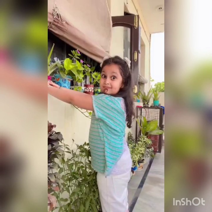 Cute girl reaction
