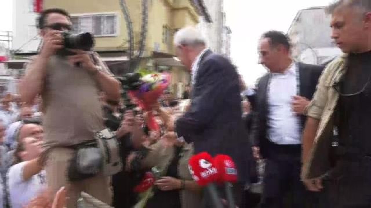 Samsun gündem haberi... Kılıçdaroğlu Bafra'da Yurttaşlara Seslendi: "Beşli Çete İçin Çalışanlar Ayrı, Bay Kemal'in Yolu Ayrı. Benim Yolum, Halkın Yoludur, Milletin Yoludur,...