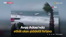 Marmara Denizi'nde fırtına: Tekneler dev dalgalar nedeniyle zarar gördü