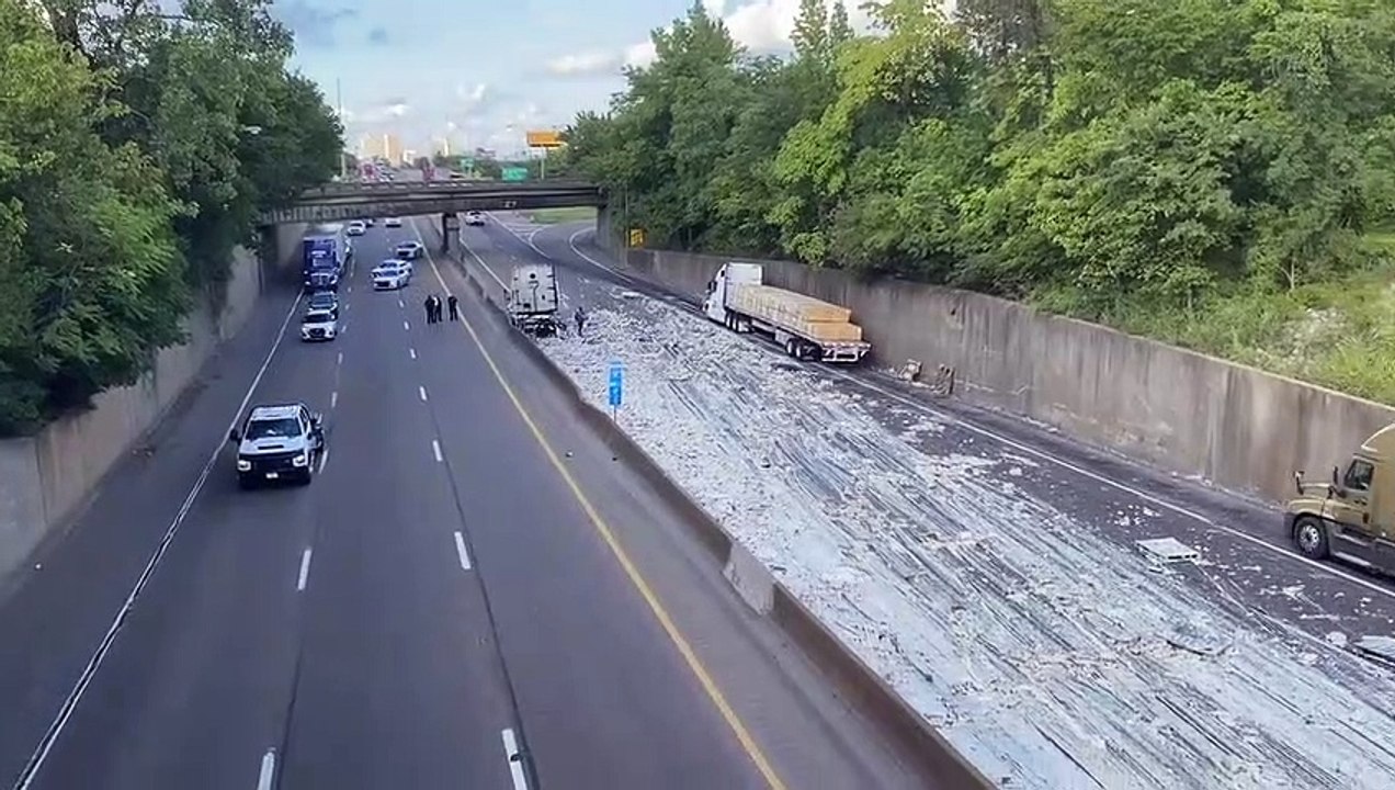 'Batalha dos molhos'. Tomates e molho Alfredo 'invadem' estradas dos EUA