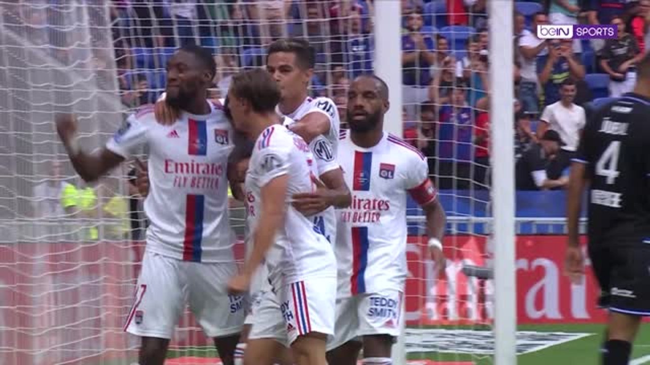 Lyon continue unbeaten start with Auxerre win فيديو Dailymotion