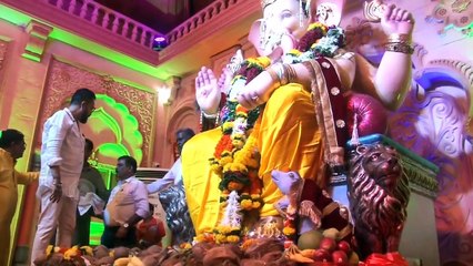 Singer Mika Singh Touches Heart With His Media Interaction, Seeks Blessings Of Ganpati At Andheri