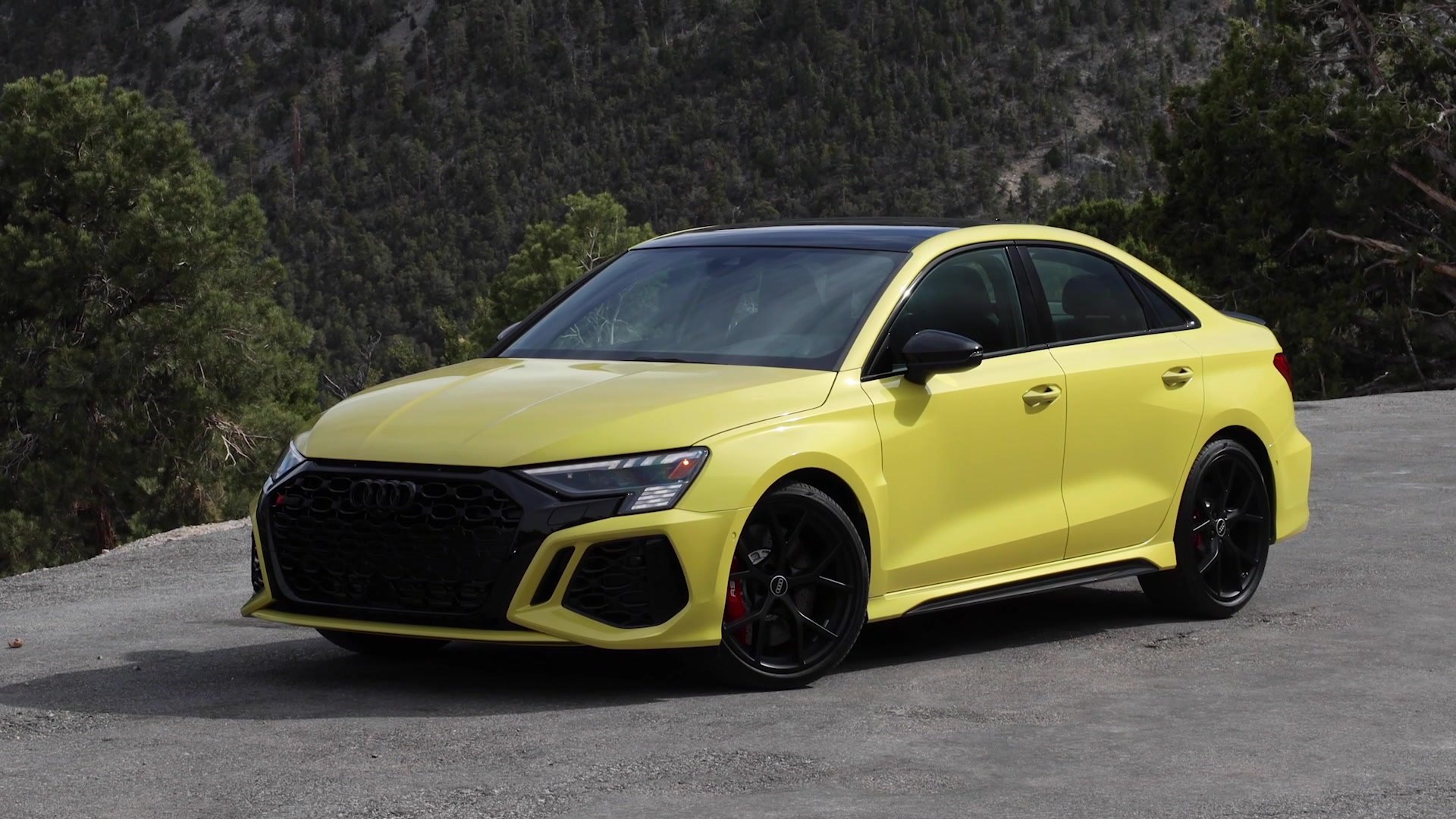 AUDI RS3 2022 Jaune