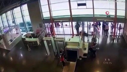 Bursa'daki kabus dolu an kamerada! Böyle çöktü