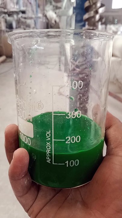 Coolent distal water in glass jar secience leb - video Dailymotion