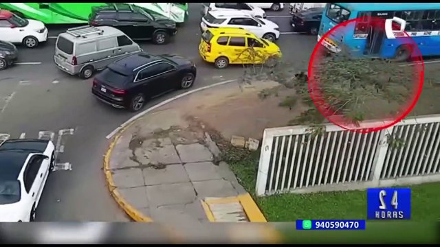 Surco: sereno atropella a delincuente que escapaba en moto tras robar un celular