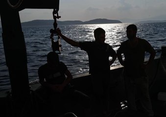 Deprem sonrası boşaltılan okullar yenileniyor