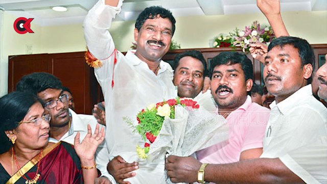 నీ చిల్లరవేషాల రికార్డులన్నీ నా దగ్గరున్నాయ్ || TRS MLA Rajaiah Shocking Comments On Kadiyam Srihari | Oktelugu