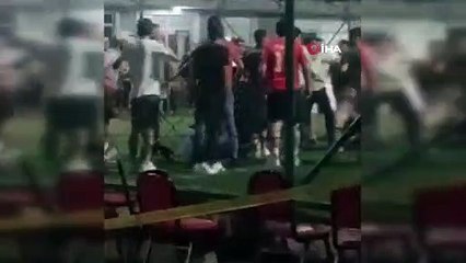 Halı saha savaş alanına döndü