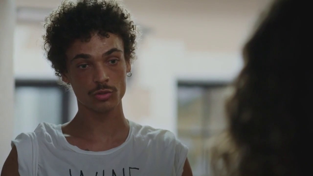 Plus belle la vie : [Indiscrétion] – Emma ou Justine _ Baptiste a fait son choix