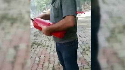 Park halindeki kamyonet alev aldı: Deodorant kutusundan çıktı iddiası