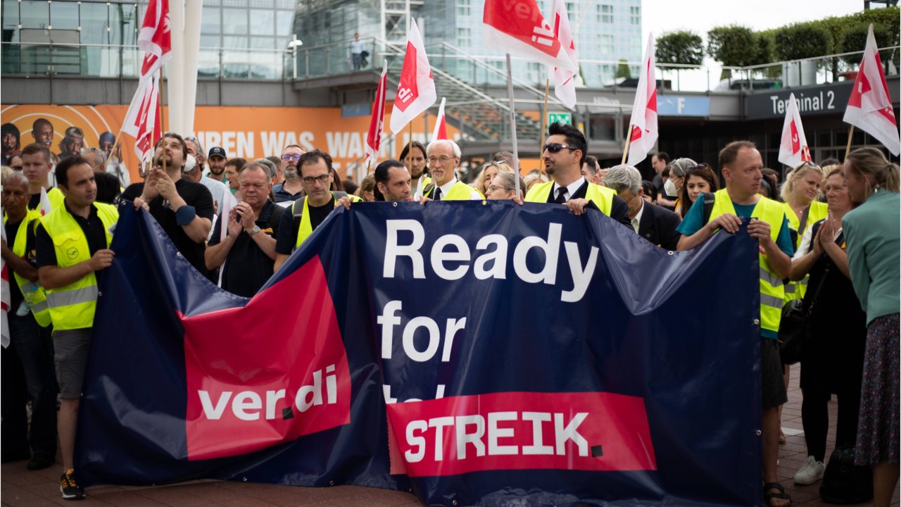 Lufthansa streicht wegen Pilotenstreiks am Freitag 800 Flüge
