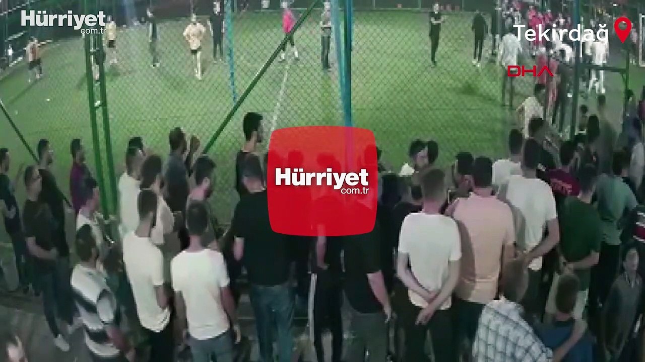 Halı saha maçında ateş açtı, ortalık karıştı