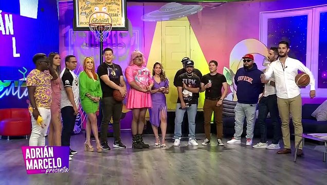 Exponen polémico video de César Lozano Jr y conductora de 'Vivalavi'