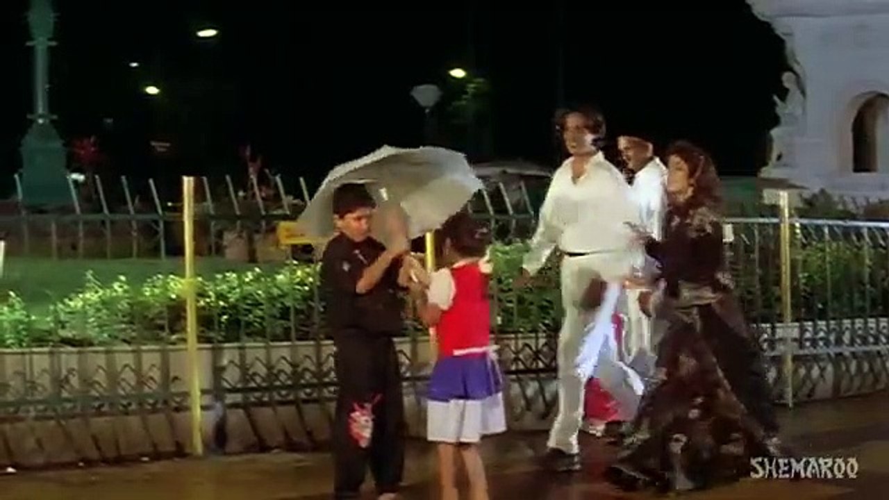 Har_Ghadi_Mere_Pyar_Ka_Saaya_-_Rahul_Roy_-_Kumar_Sanu_-_Nadeem_Sharvan_-_Pyar_Ka_Saaya_-_Hindi_Song(360p)