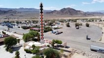 Temperature climbs to well over 100 degrees on world's tallest thermometer