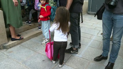 França volta às aulas com escassez de professores