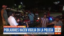 Pobladores en Robore hacen vigilia afuera de loa policía