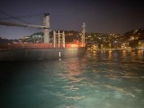 Ukrayna'dan gelen bir geminin karaya oturması nedeniyle İstanbul Boğazı'nda gemi trafiği askıya alındı