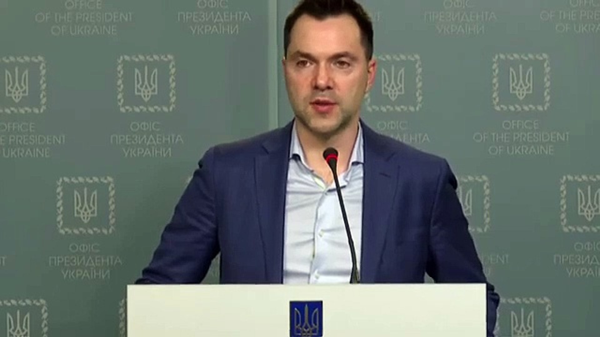⁣Первый брифинг 24.02 Прямой эфир  Президент сначала, а с 04.18 - Арестович