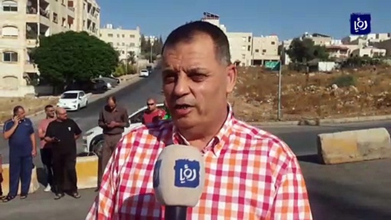 سكان زبدة فركوح يطالبون بإعادة الفتحات الالتفافية بمنطقتهم