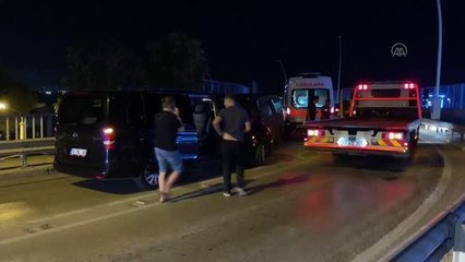 2 minibüsün çarpıştığı kazada 11 kişi yaralandı