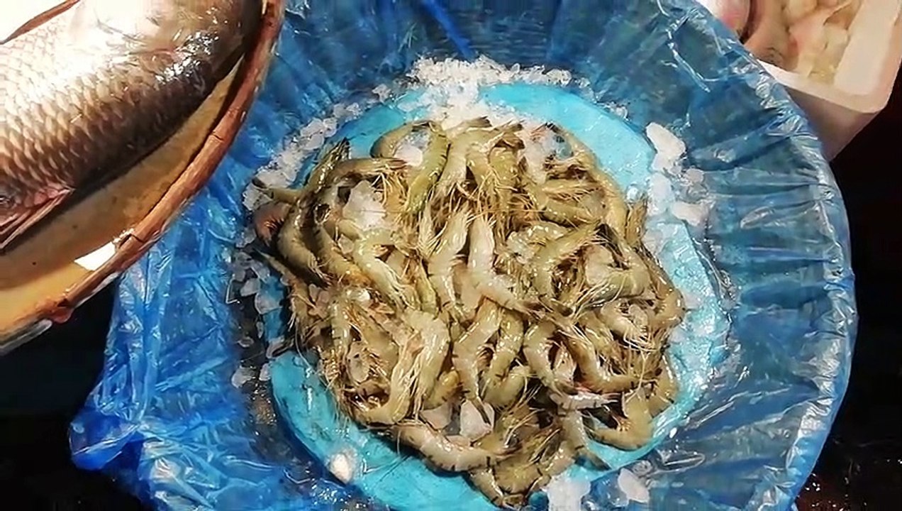 Night Time Fish Market Visit In Bangladesh || Sea Fish and Local Fish || Local fish Market Tour