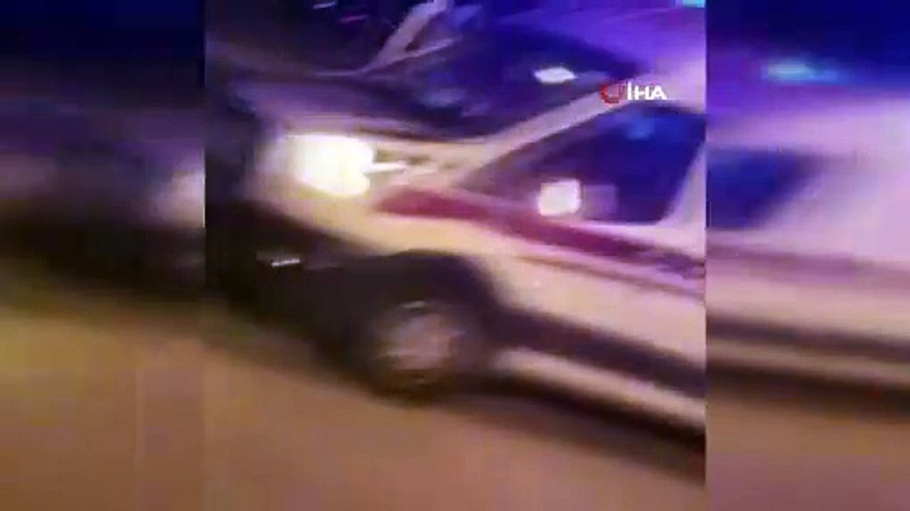 İYİ Parti Genel Başkan Yardımcısı Bahadır Erdem'in makam aracı vatandaşa çarptı: 1 ölü