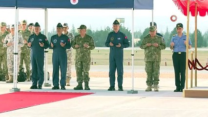 Tải video: Bakan Akar: 'Yunanistan'ın şımarıklığına her zaman, her yerde mutlaka cevap verdik, vermeyi sürdüreceğiz'