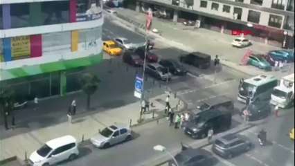 Minibüs şoförlerinin yol verme kavgası